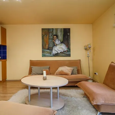 Chata Cozy Forest House Close To Center
